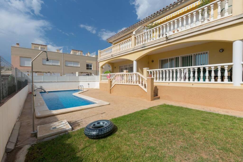 Apartment La Rapita - De Dos Con Piscina Comunitaria *